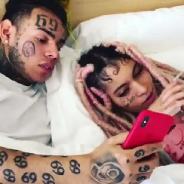 6IX9INE - Tic Toc Ft. Ayleks